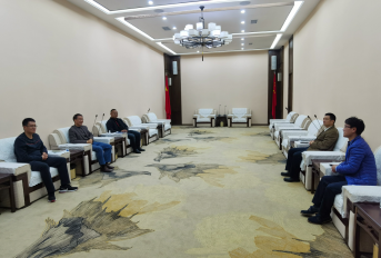 2021.2公路学院领导及教师走访企业并看望实习学生484 2021.2公路学院领导及教师走访企业并看望实习学生484