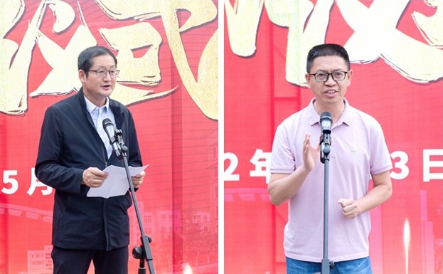 3、云南建投第十一建设有限公司杨勇董事长讲话（左）、安宁市文化和旅游局唐科局长讲话（右）.jpg
