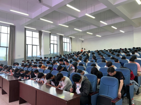 公路学院团总支举办建团100周年知识竞赛2696.png