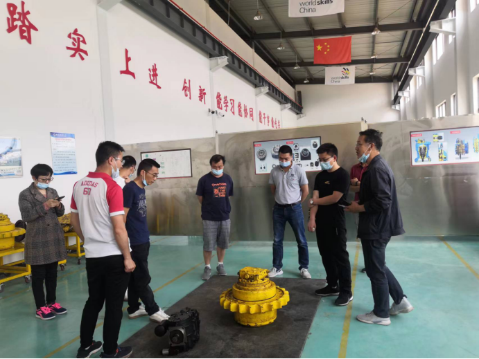 【新闻稿】公路学院开展实验室安全检查工作(2)586.png